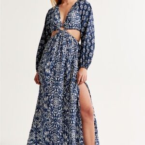 Abercrombie & Fitch Long Sleeve Cut Out Dress